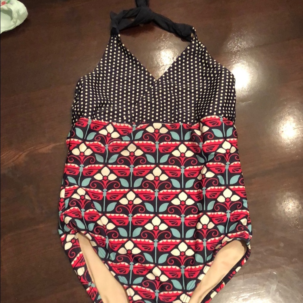 Tea collection swim